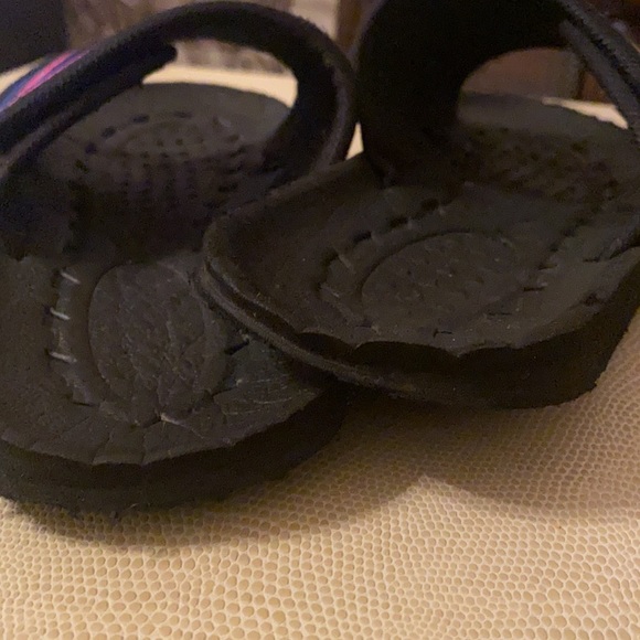 UGA Slides - Picture 3 of 6